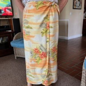 Hawaiian Print Wrap full length skirt  size 6